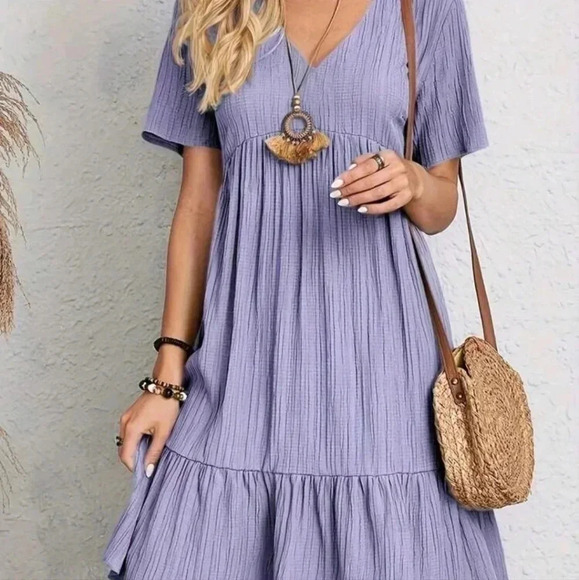 Solid Color V-Neck Short Sleeve Dress With Ruffled Hem For Summer - Picture 3 of 4